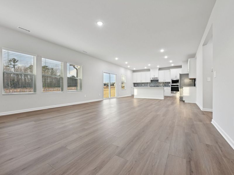 Spacious, unfurnished interior of a new home in Oak Manor - Signature Series, Garner (Image 8).