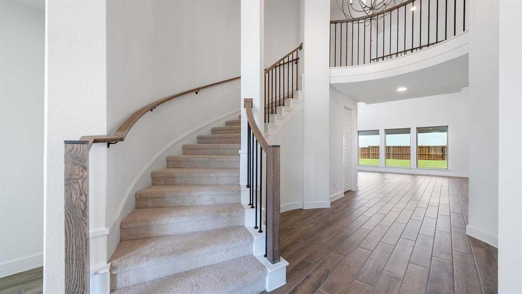 Image 26 of a home in North Sky 65'. Image 26 of a home in North Sky 65'.