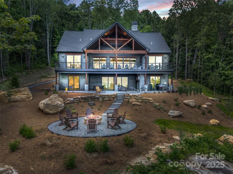 Image 38 of a home in .