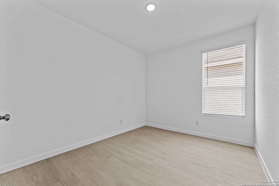 Spacious, unfurnished interior of a new home in Steelwood Trails: Coastline Collection, New Braunfels (Image 27). Spacious, unfurnished interior of a new home in Steelwood Trails: Coastline Collection, New Braunfels (Image 27).