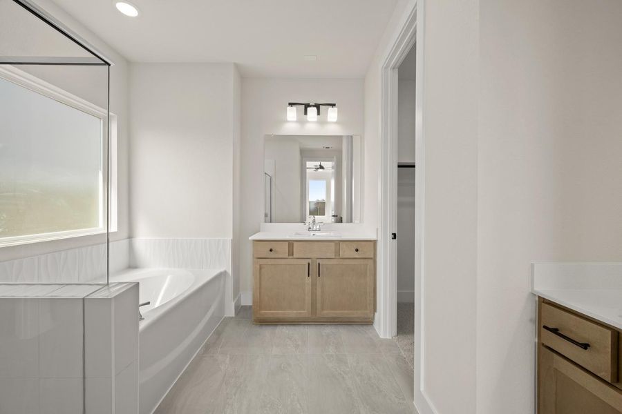 Furnished interior view inside a new home in Treeline, Justin (Image 10).