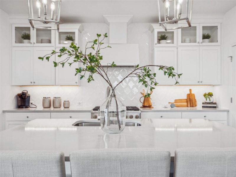 Stunning kitchen with white stacked cabinets Stunning kitchen with white stacked cabinets