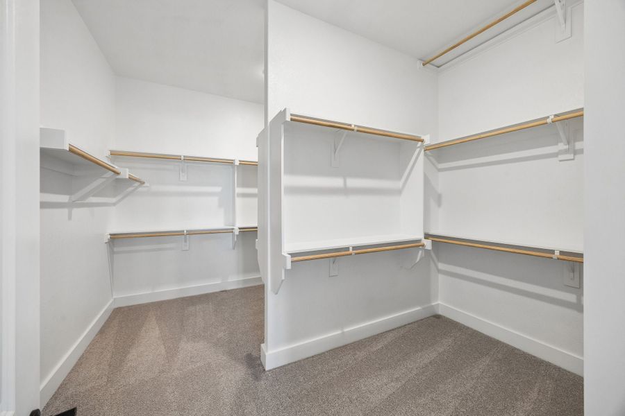 Spacious, unfurnished interior of a new home in Painted Tree Lakeside, McKinney (Image 27).