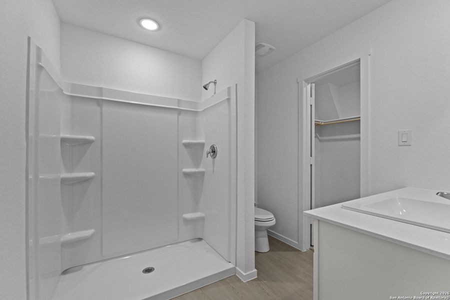 Furnished interior view inside a new home in , New Braunfels (Image 5).