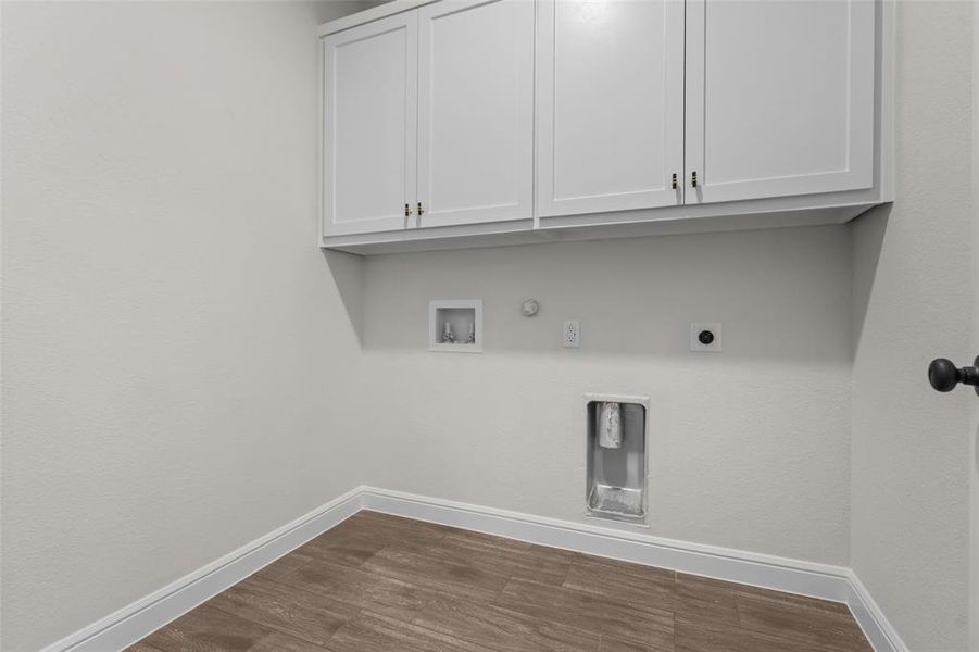 Spacious, unfurnished interior of a new home in , Trinidad (Image 33).