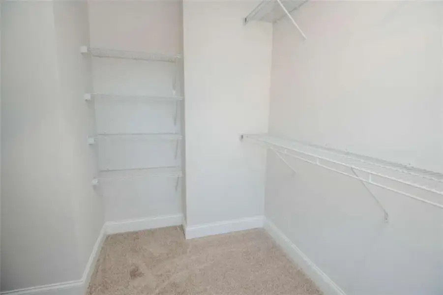 Spacious, unfurnished interior of a new home in , Douglasville (Image 43).
