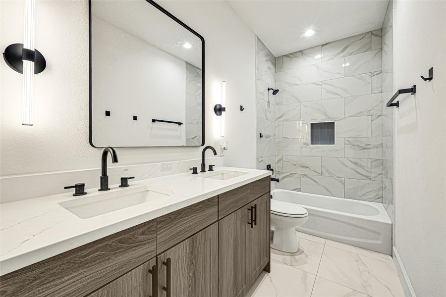 Furnished interior view inside a new home in , Houston (Image 7). Furnished interior view inside a new home in , Houston (Image 7).