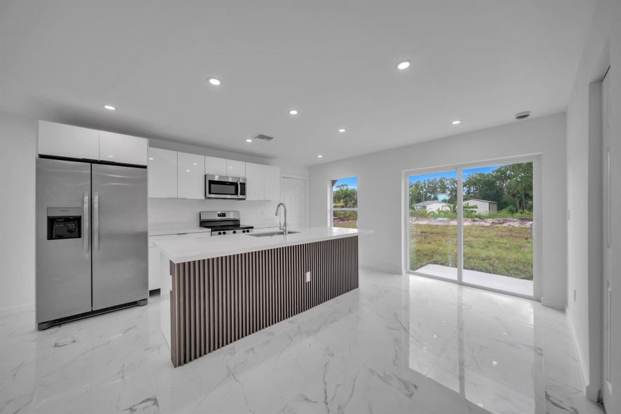 Image 40 of a home in .