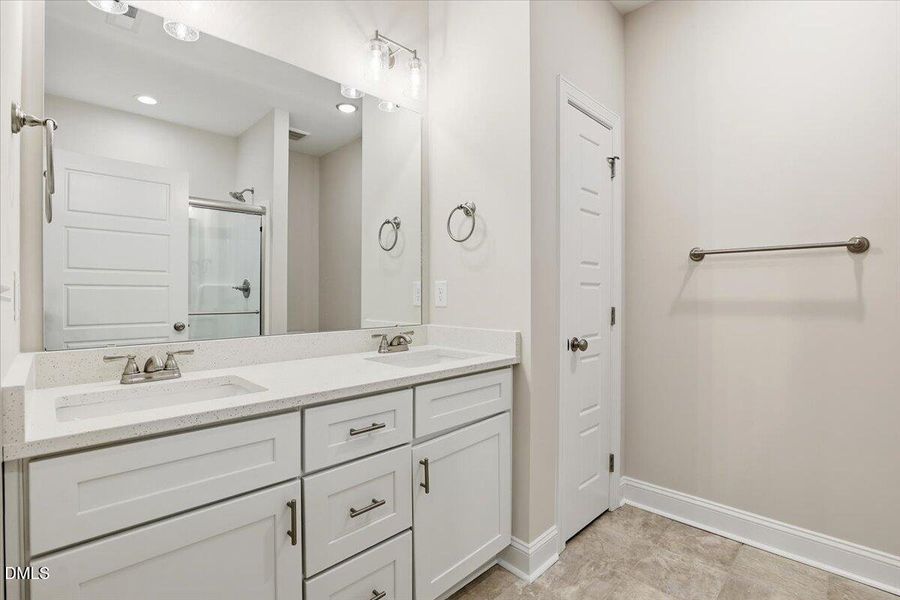 30-608 S Vance St-30