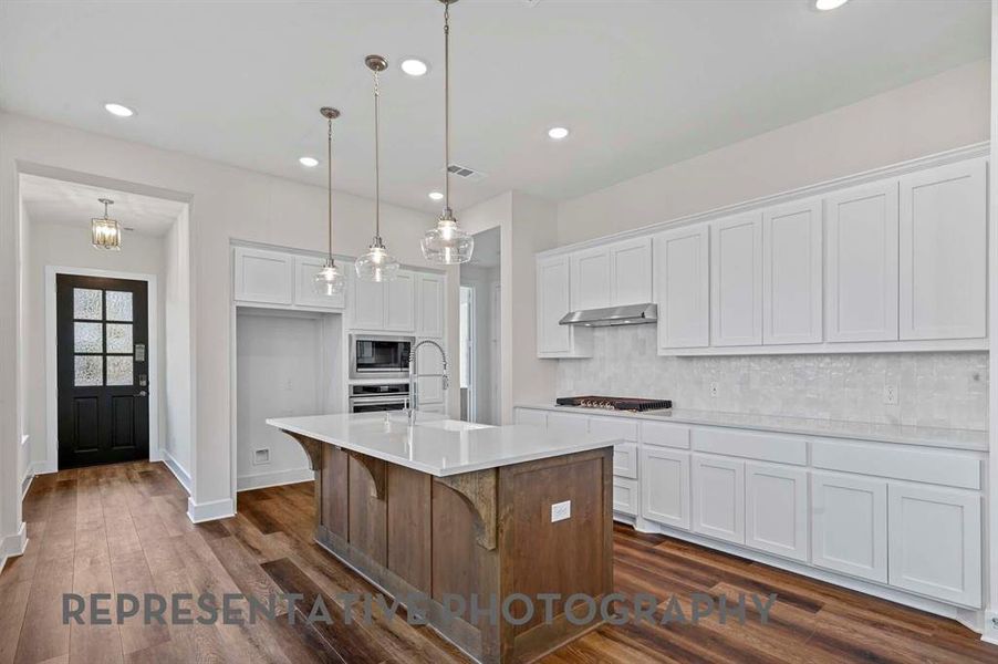 Furnished interior view inside a new home in Goodland, Midlothian (Image 10).