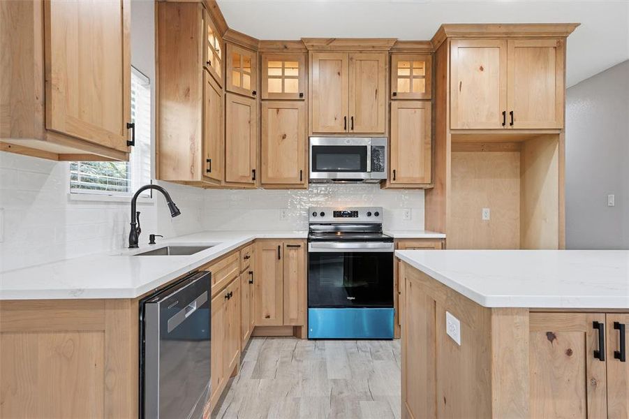 Furnished interior view inside a new home in , Waco (Image 7).