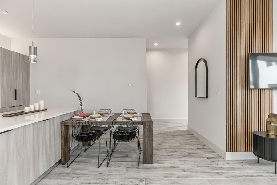 Furnished interior view inside a new home in Antigua, Houston (Image 30).