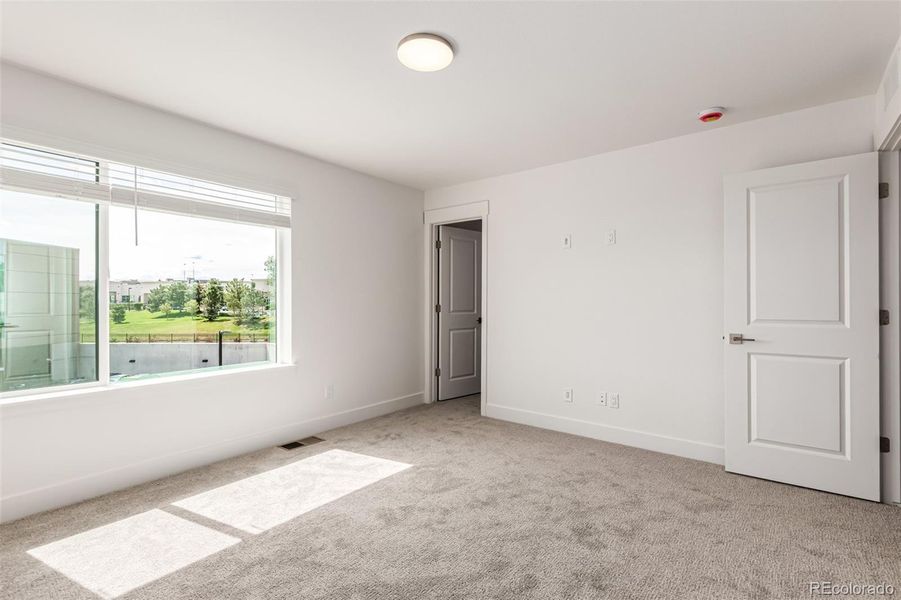 Spacious, unfurnished interior of a new home in Ascent at Inverness, Englewood (Image 20).