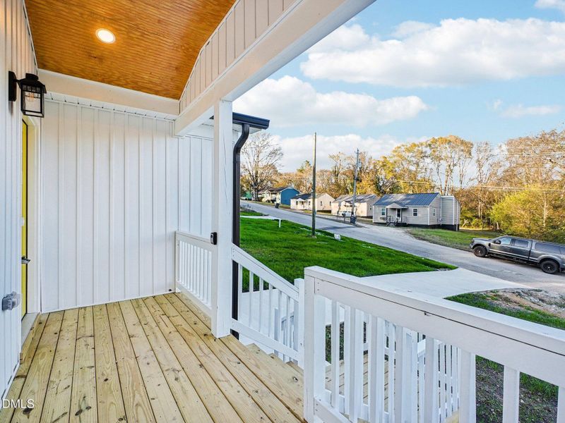 5-web-or-mls-Ridley St-S1211-005