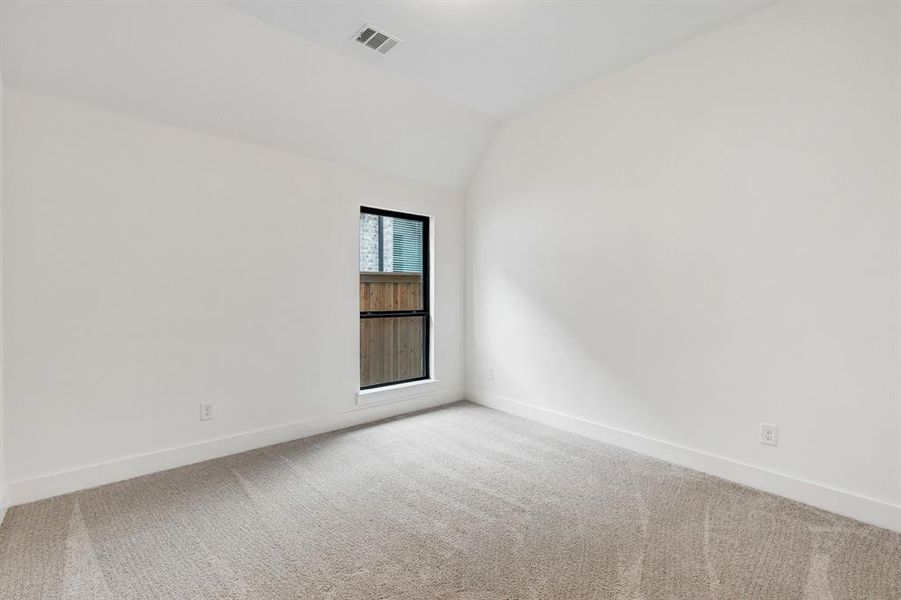 Spacious, unfurnished interior of a new home in , Lavon (Image 24).