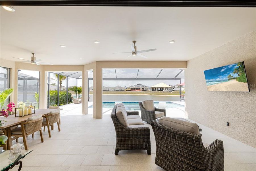 Community amenities in , Fort Myers (Image 54).