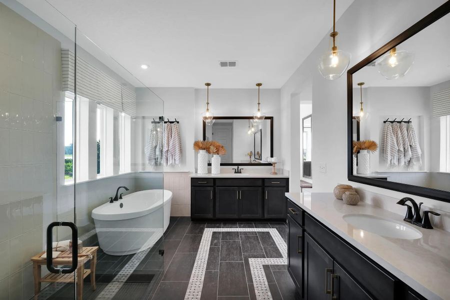 The Palmetto Primary Bath