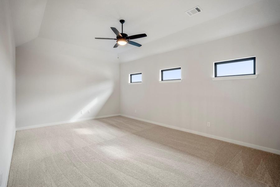Spacious, unfurnished interior of a new home in ARTAVIA 55' Lots, Conroe (Image 34). Spacious, unfurnished interior of a new home in ARTAVIA 55' Lots, Conroe (Image 34).