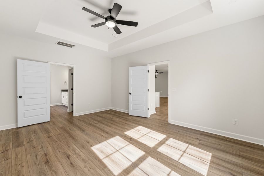 Spacious, unfurnished interior of a new home in Timberland Grove, Anderson (Image 29).
