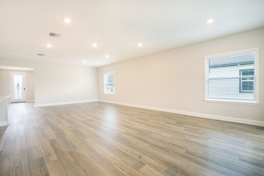 Spacious, unfurnished interior of a new home in Brookshire Green, Kingsland (Image 12).