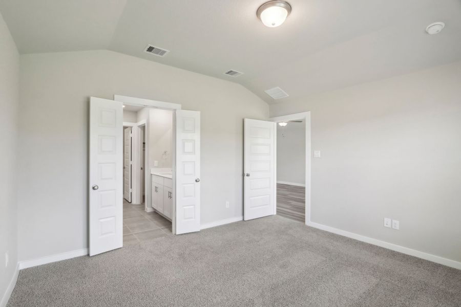 Spacious, unfurnished interior of a new home in Sundance Cove - Traditional Series, Crosby (Image 4).