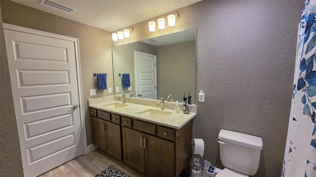 Furnished interior view inside a new home in , Homosassa (Image 47).