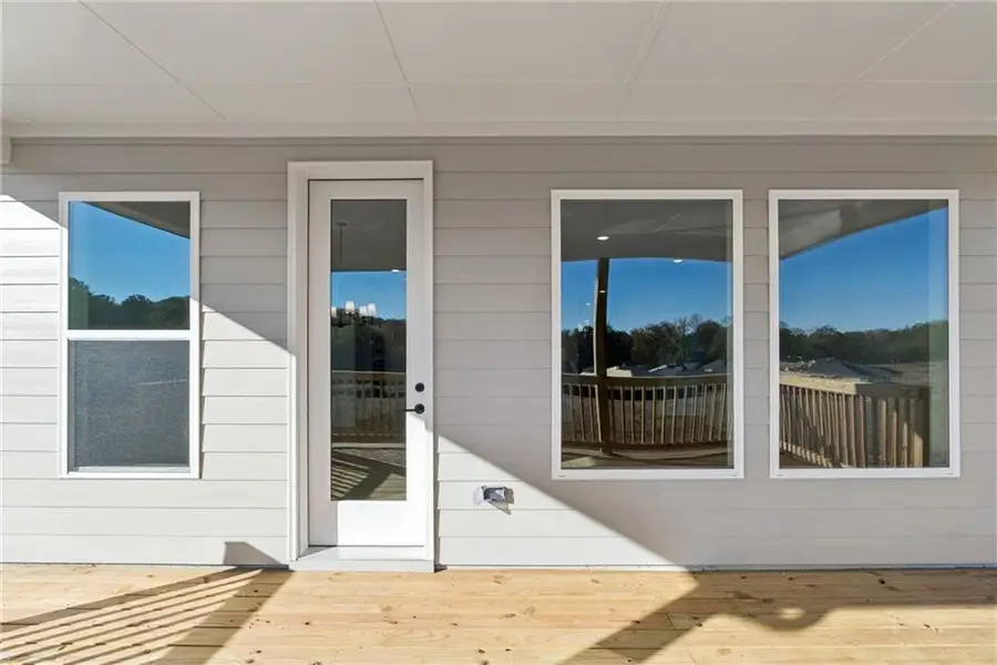 Exterior details and patio area of a home in Old Mill Preserve, Dallas (Image 3).