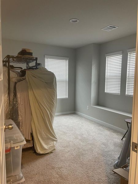 Image 34 of a home in Huntington Place.