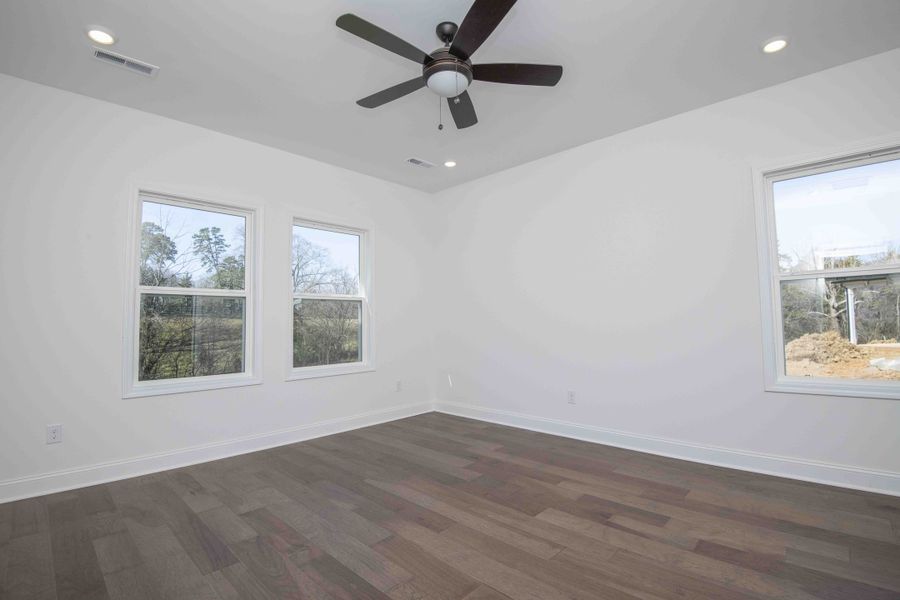 *Photo of example home. Selections and finishes may vary.