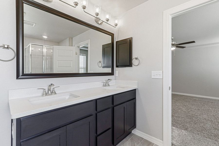 Furnished interior view inside a new home in Emerald Estates, Horizon City (Image 4). Furnished interior view inside a new home in Emerald Estates, Horizon City (Image 4).