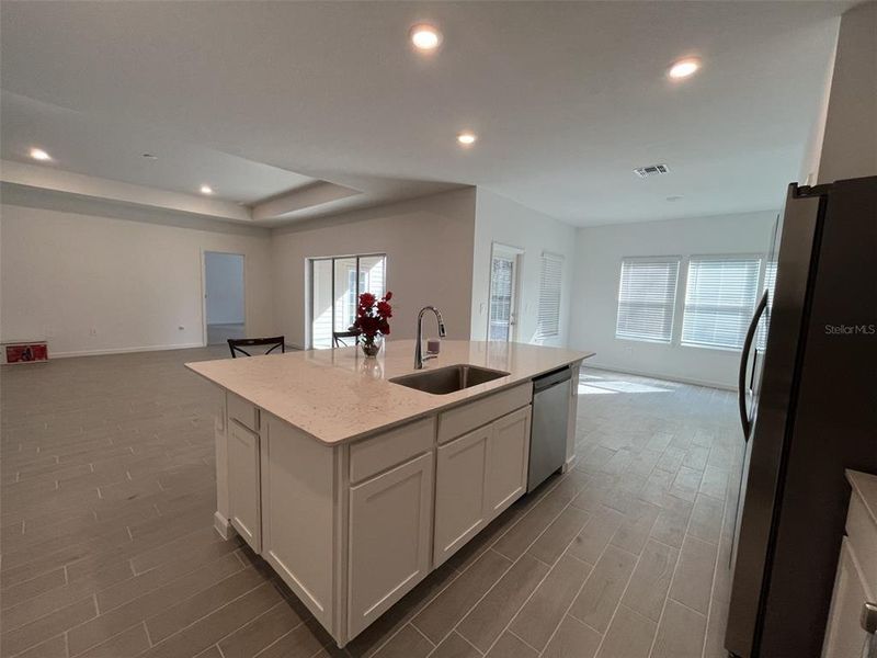 Furnished interior view inside a new home in Grand Park North, Dunnellon (Image 8).