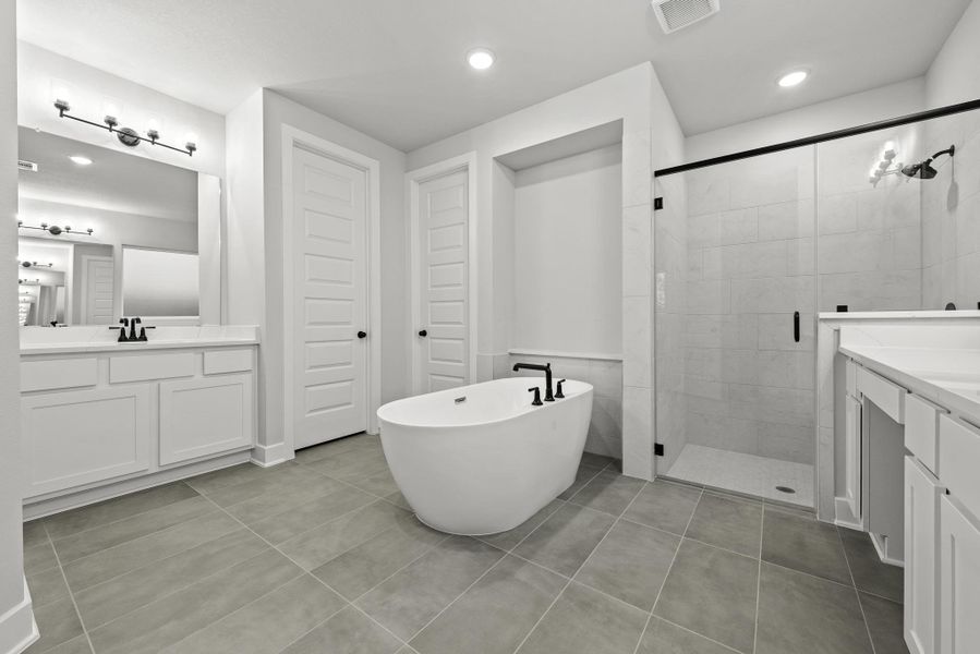 Representative image. Features, specifications, selections and colors may vary. Representative image. Features, specifications, selections and colors may vary.