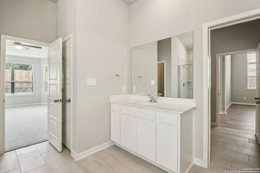 Furnished interior view inside a new home in Fox Falls, Boerne (Image 9).
