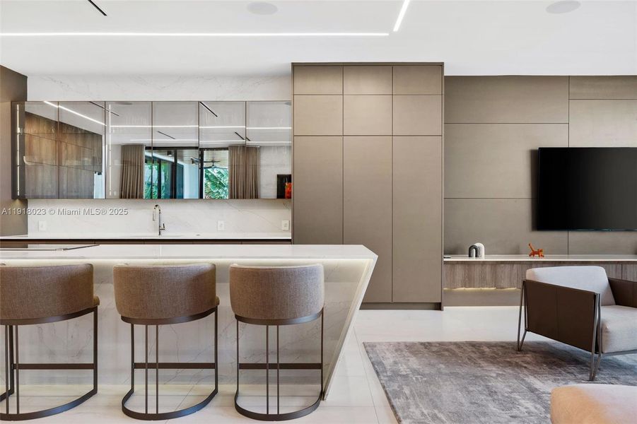 Community amenities in , Miami (Image 59).