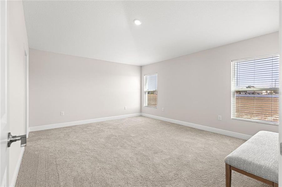 Spacious, unfurnished interior of a new home in Cherrywood Preserve, Ocala (Image 22).