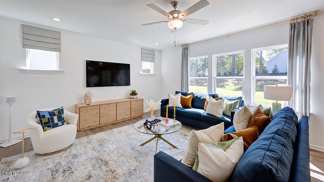 Andrews_05 gathering Andrews_05 gathering