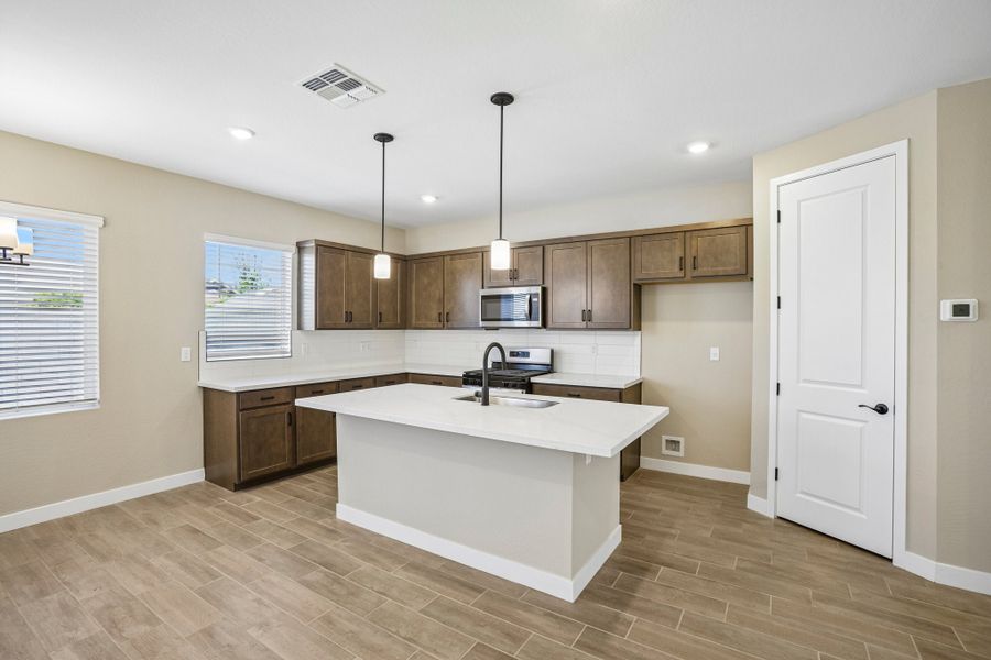 1834 E Kramer St, Mesa, AZ.  - Slide 6