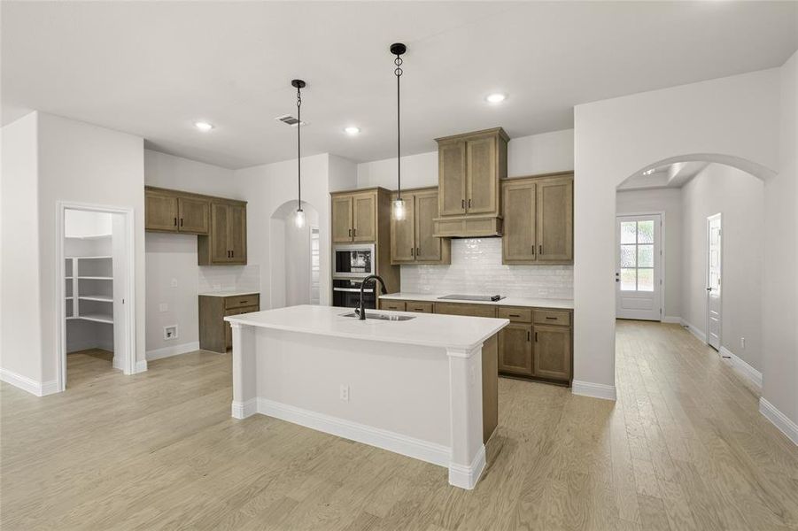 4422 Verbena- Kitchen-2 4422 Verbena- Kitchen-2