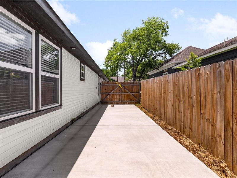 Exterior details and patio area of a home in , Fort Worth (Image 27). Exterior details and patio area of a home in , Fort Worth (Image 27).