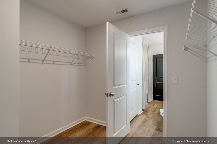 Spacious, unfurnished interior of a new home in Pinecrest, West Columbia (Image 12).