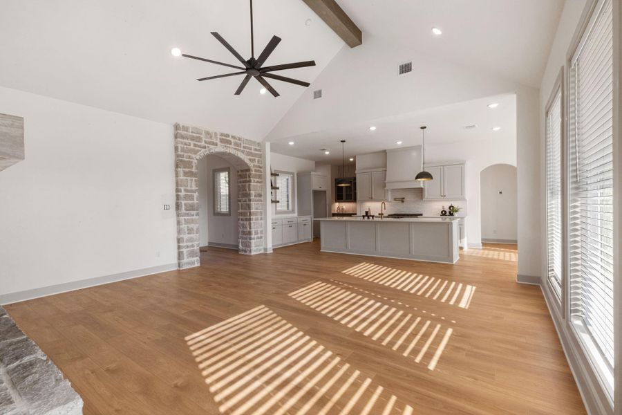 Spacious, unfurnished interior of a new home in , Bryan (Image 36).