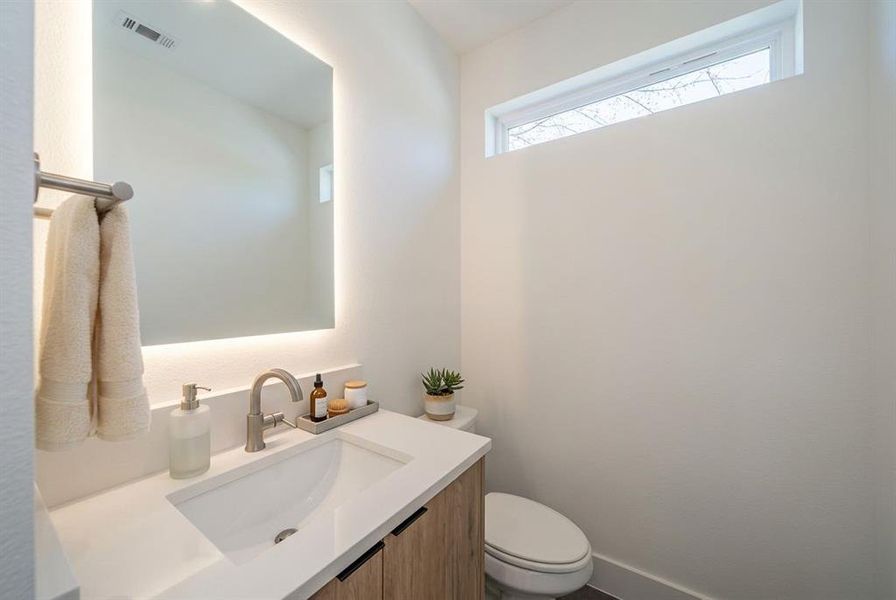 Furnished interior view inside a new home in , Dallas (Image 8).