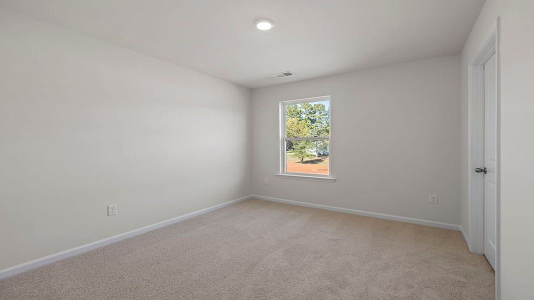 Spacious, unfurnished interior of a new home in Seneca Falls, Seneca (Image 24).