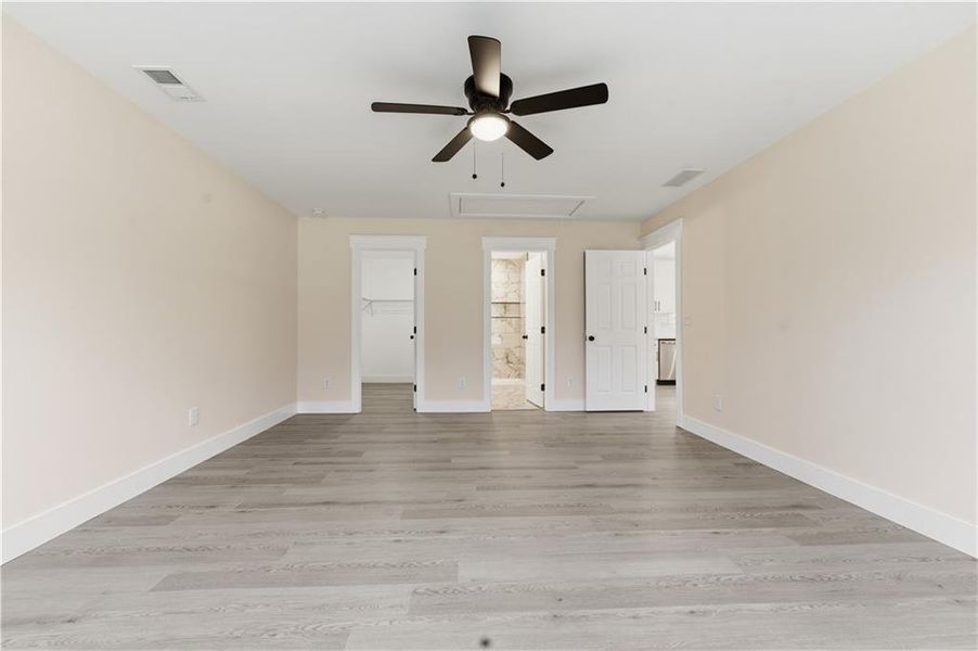 Spacious, unfurnished interior of a new home in , Cartersville (Image 18).