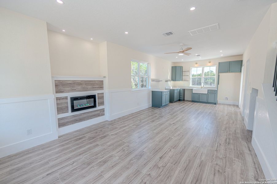 Image 24 of a home in .