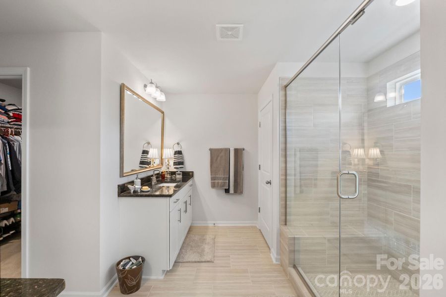 Furnished interior view inside a new home in Sylvan Creek, Denver (Image 44).