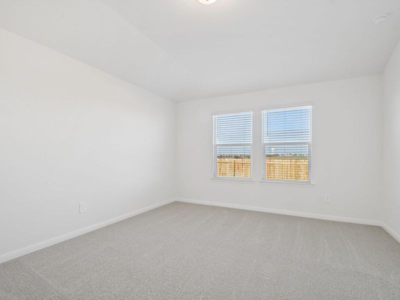 Spacious, unfurnished interior of a new home in Waterstone Crossing, Kyle (Image 10).