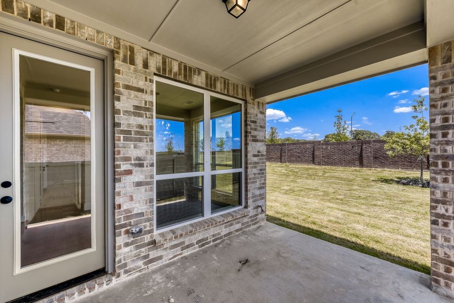 9817 Oak Glade - Patio