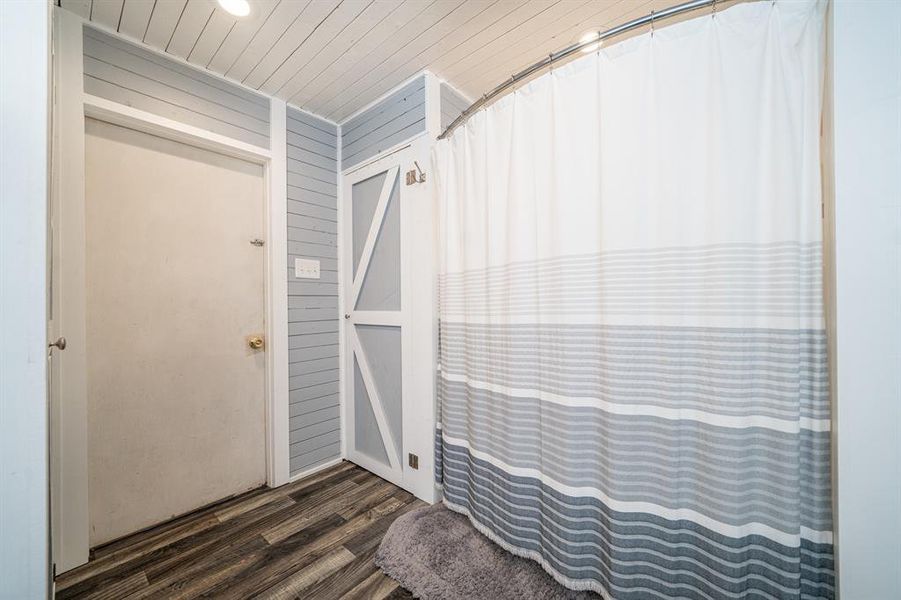 Image 36 of a home in .