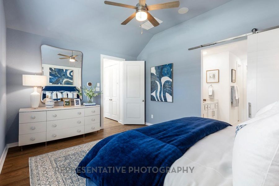 Furnished interior view inside a new home in Riceland: 42ft. lots, Mont Belvieu (Image 28). Furnished interior view inside a new home in Riceland: 42ft. lots, Mont Belvieu (Image 28).